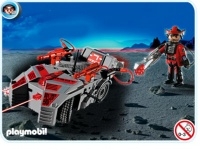  :       Playmobil