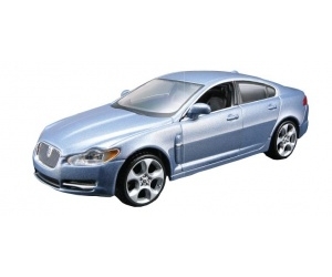  Jaguar XF 1:32 Bburago