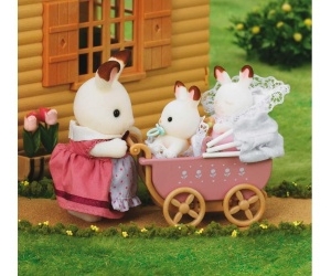    Sylvanian Families