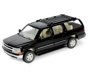   1:24 2001 Chevrolet suburban  Welly