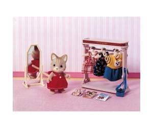   Sylvanian Families