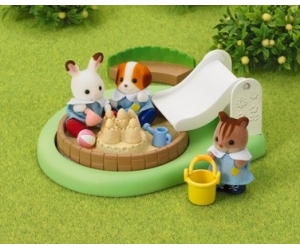    Sylvanian Families