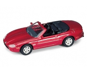   1:34-39 Jaguar XK8 Welly