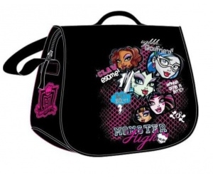       Monster High  Winx