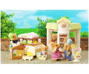    Sylvanian Families