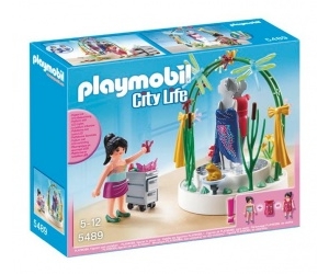  :  Playmobil