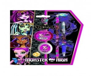   Monster High  Winx