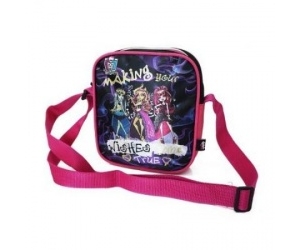 - Monster High  Winx