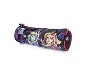  Monster High  Winx