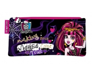 - Monster High  Winx