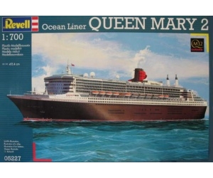  Queen Mary 2 Revell