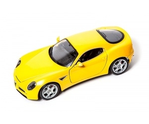  Alfa 8C Competizione 1:18 Bburago