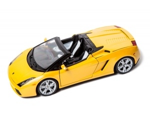  Lamborghini Gallardo spyder 1:18 Bburago