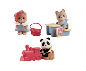  "   " Sylvanian Families