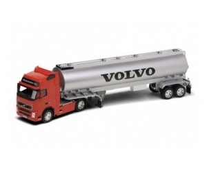   1:32 Volvo FH12 Welly