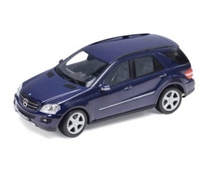   1:18 Mercedes-Benz ML350 Welly