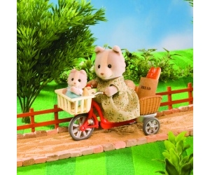    Sylvanian Families